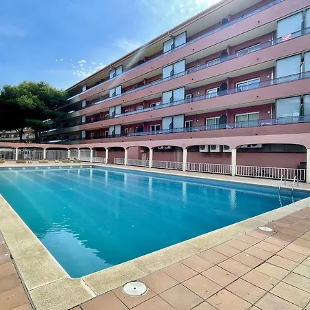 公寓 Beachfront In Estartit With Pool