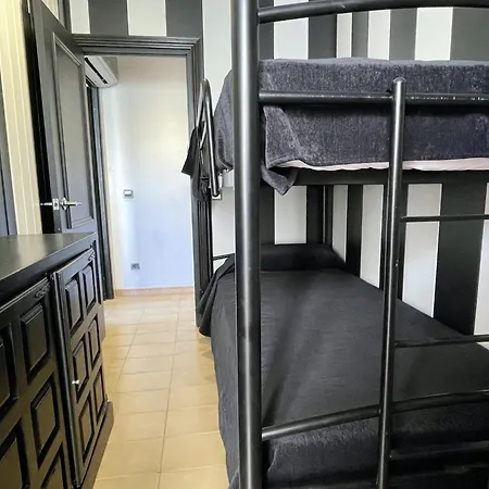 Apartment Salles 33 *